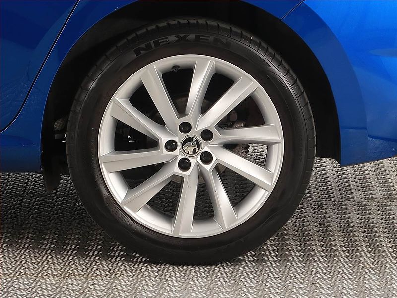 Škoda Scala (2021) 1.5 TSI, Serv.kniha, Tempomat - fotka 14 z 17