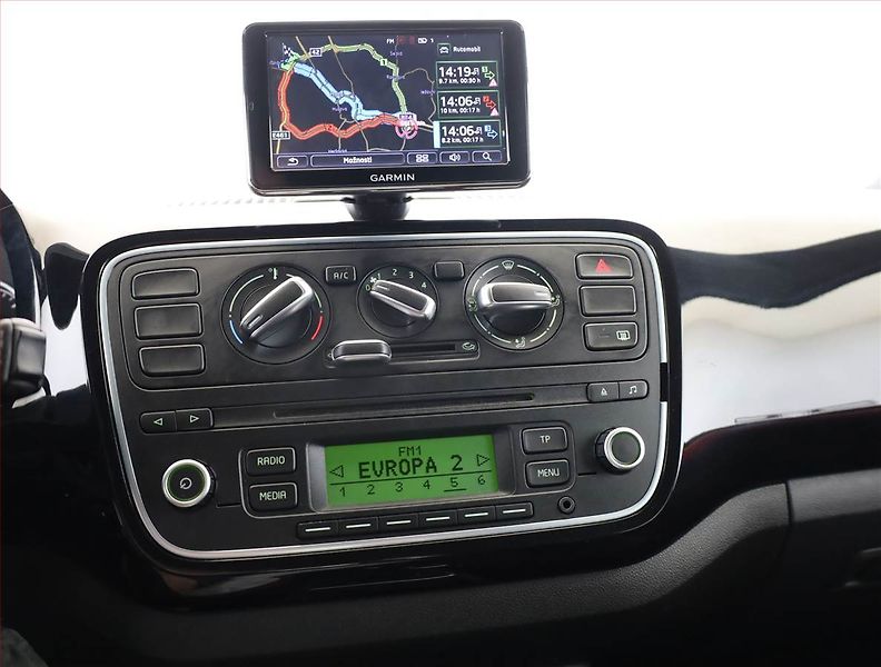 Škoda Citigo (2014) 1.0 MPI, Automat, Navi - fotka 9 z 18