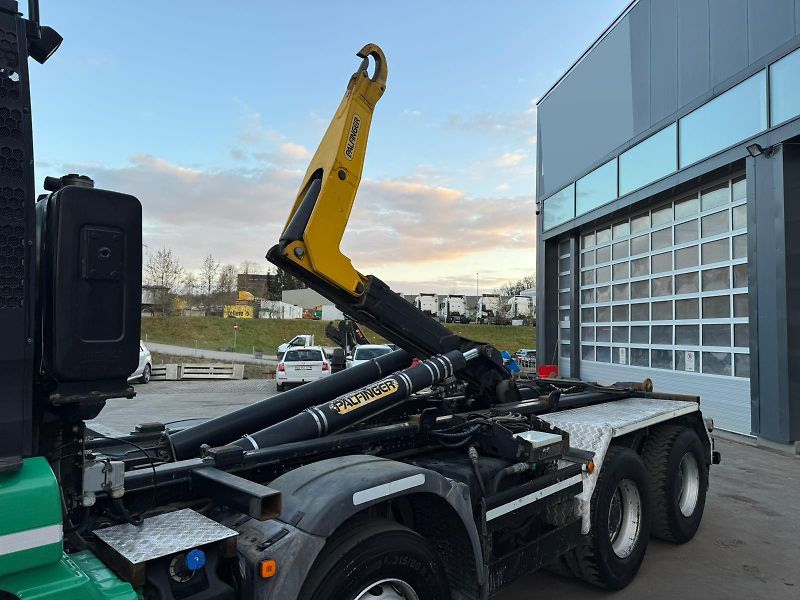MAN TGS (2013) 35.480 8x6 JNK EURO 6 - fotka 9 z 14