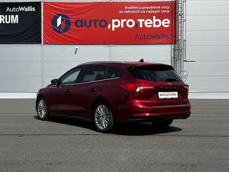 Ford Focus 1.5 110kW LED, HEAD-UP, B&O,TZ - fotka 5 z 25