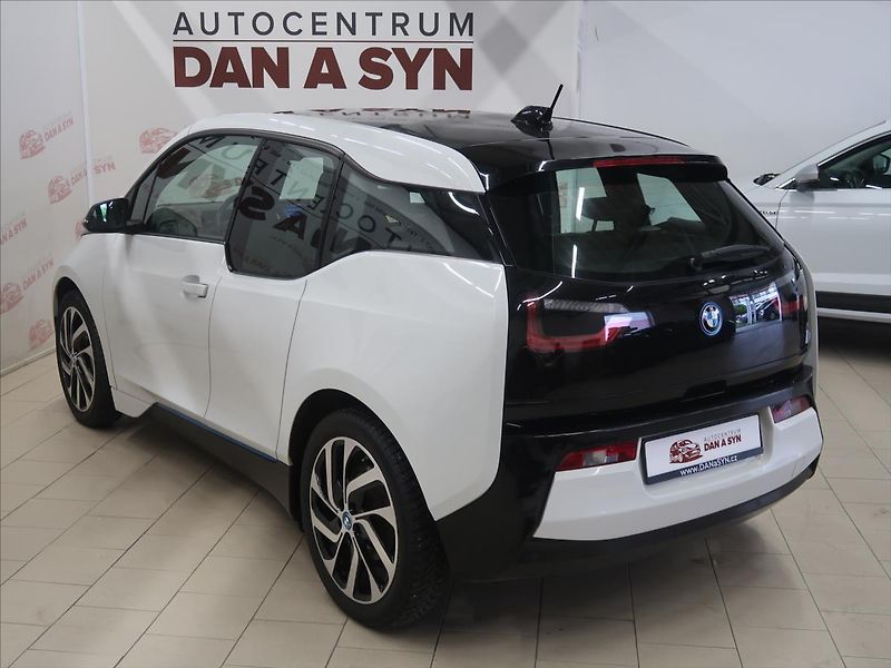 BMW i3 0,7 REX 60AH 125KW - fotka 6 z 32
