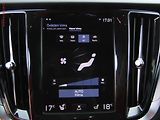 Volvo V60 (2019) 2.0 D4 4x4, Cross Country - náhled 16