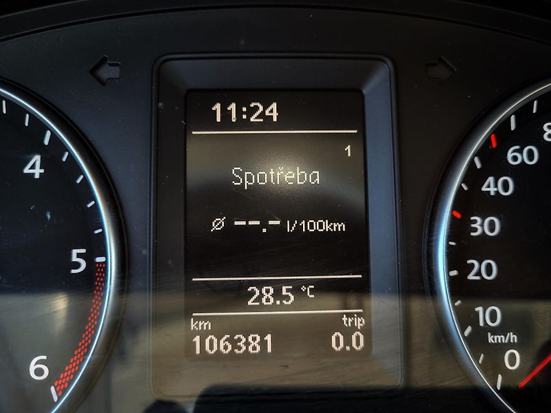Volkswagen Caddy MAXI 1.6 TDi 75kW 5-míst - fotka 11 z 39