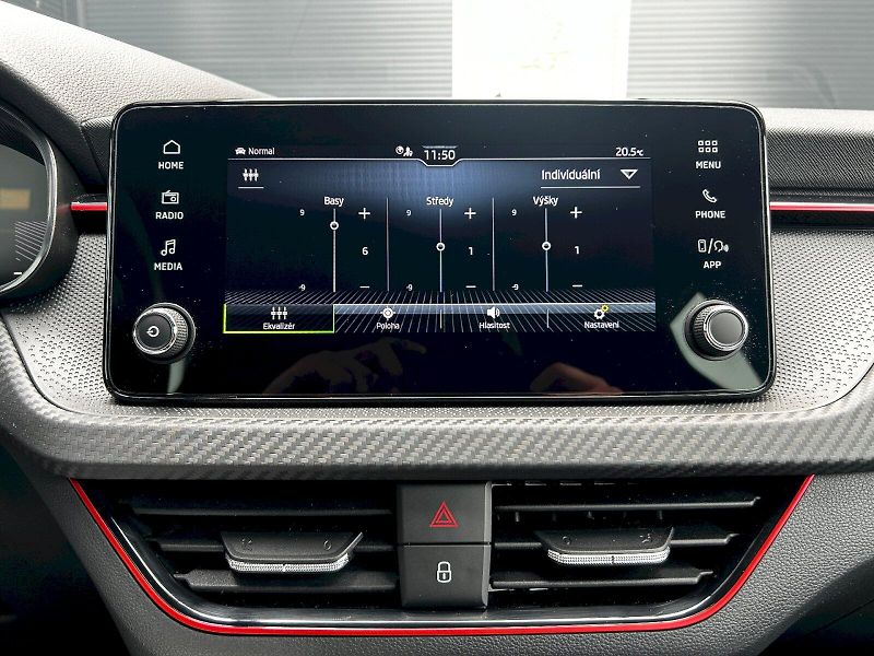 Škoda Scala (2025) 1.5 TSI 110kW DSG Monte Carlo - fotka 13 z 35