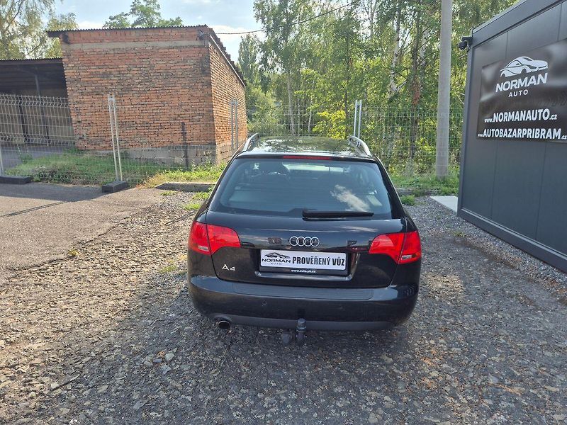 Audi A4 (2007) 1.6MPi 75kw, tažné, pěkná - fotka 6 z 24