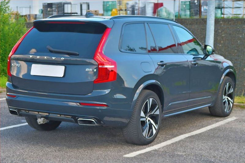 Volvo XC90 (2020) R-Design B5 AWD - fotka 5 z 21
