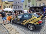 Přehlídku závodních aut a motocyklů pořádal Autoklub Mělník.
