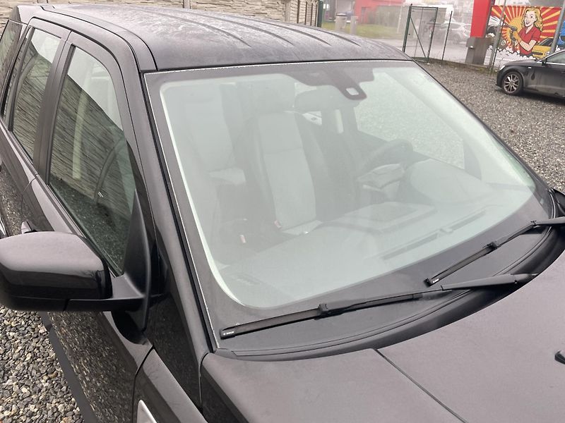 Land Rover Freelander 2.2TD4 160PS 4x4 136TKM SPORT! - fotka 62 z 201
