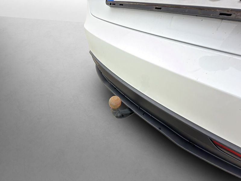 Tesla Model 3 Long Range AWD Highland Tažné - fotka 25 z 25