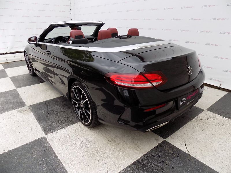 Mercedes-Benz Třídy C (2021) 400/AMG-Line/4-Matic/Led/ - fotka 3 z 44