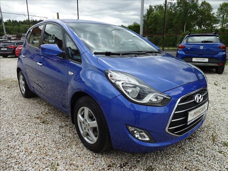 Hyundai ix20 1,6 i 91kW 56 000km - fotka 9 z 48