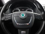 Škoda Octavia (2012) RS 2.0 TSI, Automat - náhled 8