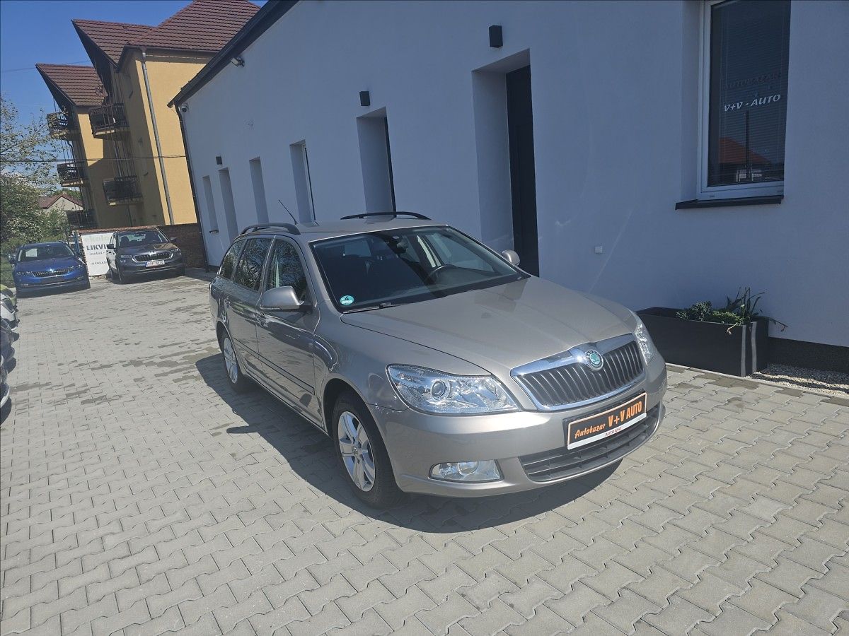 Škoda Octavia II 1,2TSi77KW Ambition ALU
