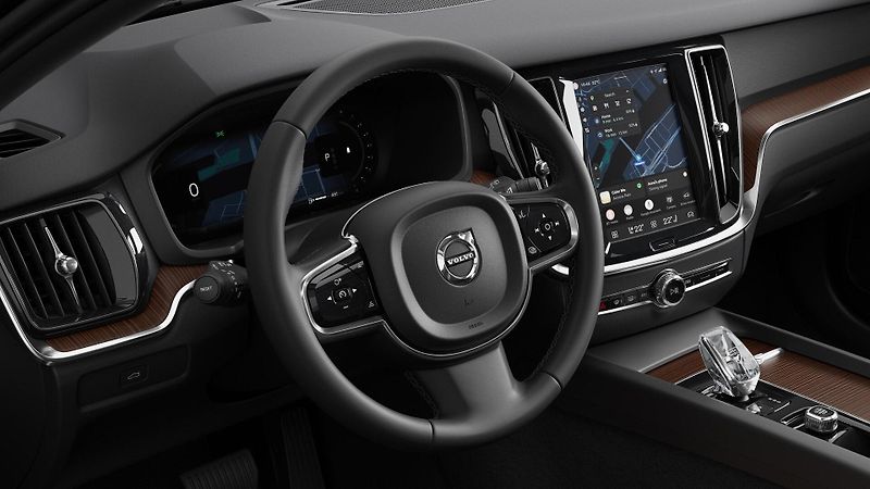 Volvo V60 (2026) B4 AUT BRIGHT PLUS - fotka 5 z 10