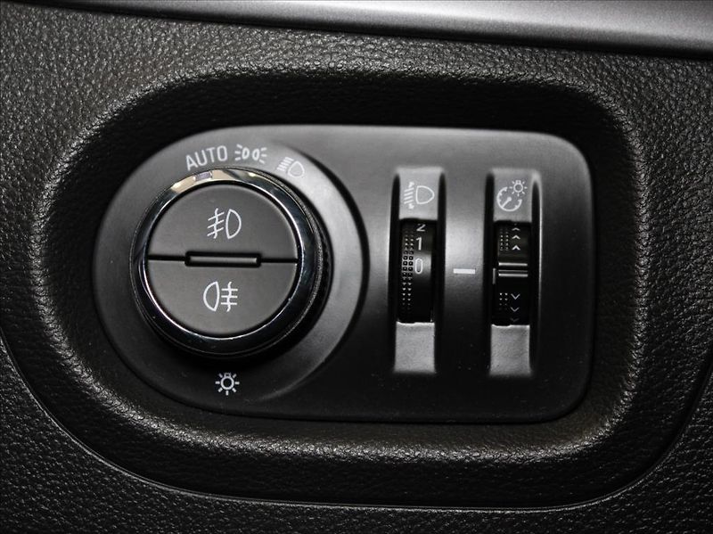 Opel Astra 1,4 i 74kW 2.maj.ČR 127tkm. - fotka 11 z 16