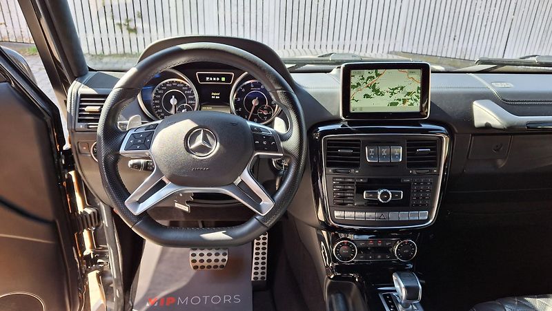 Mercedes-Benz Třídy G G63AMG-BRABUS PAKET-R22 - fotka 17 z 34