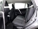 Toyota RAV4 2,5 HEV 114kW Executive 4WD - náhled 15