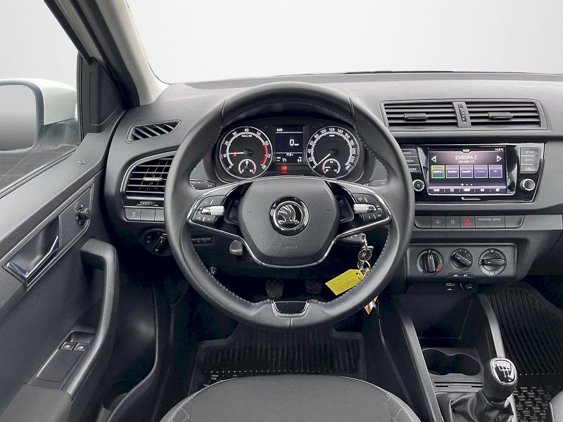 Škoda Fabia (2021) 1.0 TSI 70kW Ambition Plus Com - fotka 6 z 30