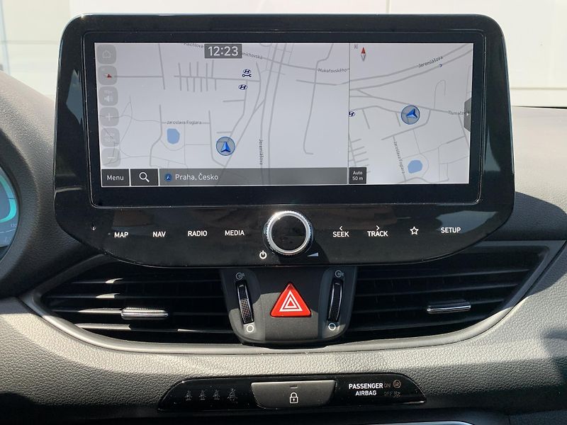 Hyundai i30 WG FAMILY 1.5 T-GDi 103kW DCT - fotka 20 z 29