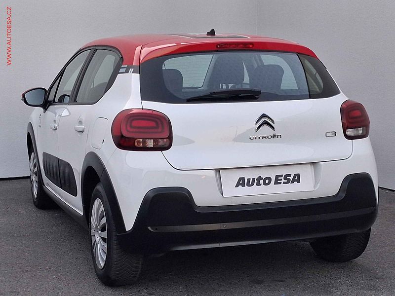 Citroën C3 (2019) 1.2 PT, Park. čidla - fotka 6 z 17