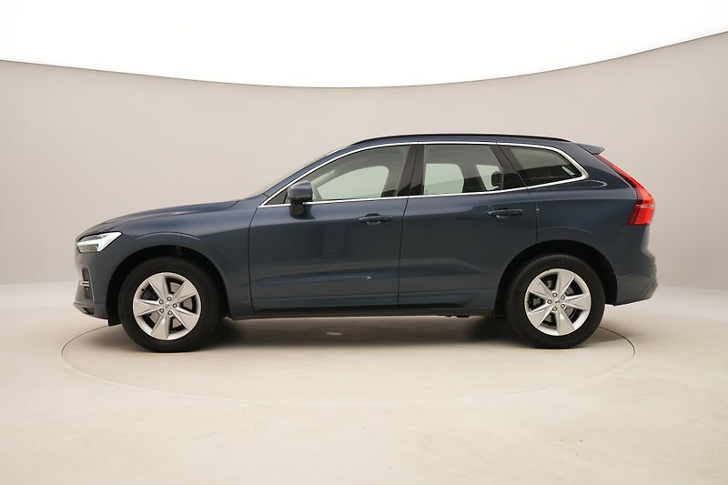 Volvo XC60 B5 AWD CORE AUT CZ - fotka 9 z 54