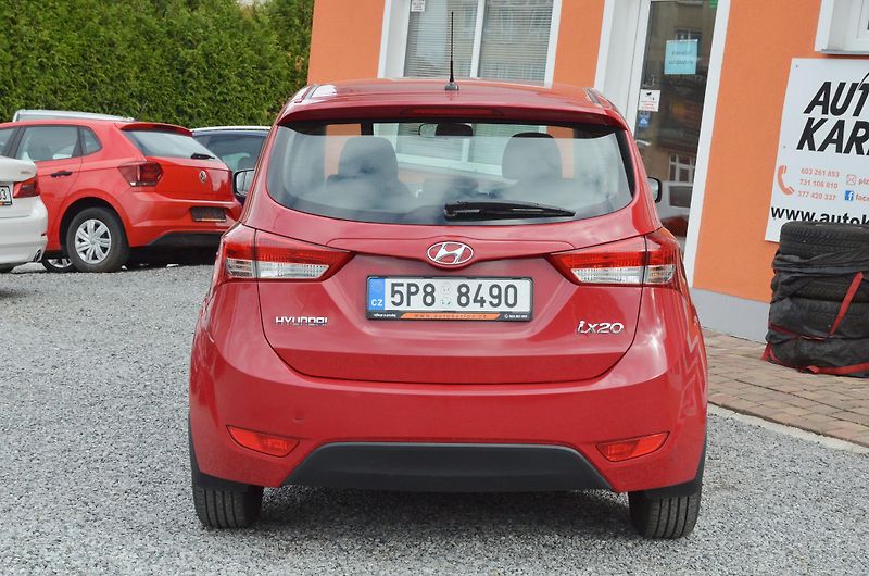 Hyundai ix20 (2013) 1.4i 66kW / ČR / 1.MAJITEL - fotka 5 z 30