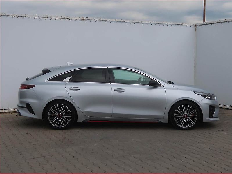 Kia Pro_Ceed (2020) GT 1.6 T-GDI, Automat - fotka 6 z 18