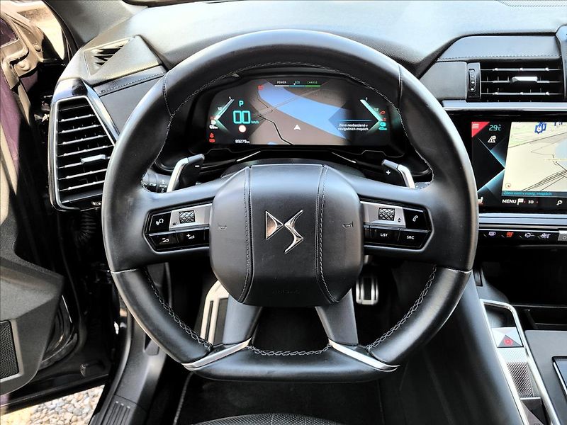 DS Automobiles DS7 Crossback 1,6 Louvre PHEV,4x4,kůže,LED - fotka 18 z 41