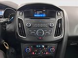 Ford Focus (2016) 1.5 TDCi, Tempomat - náhled 12