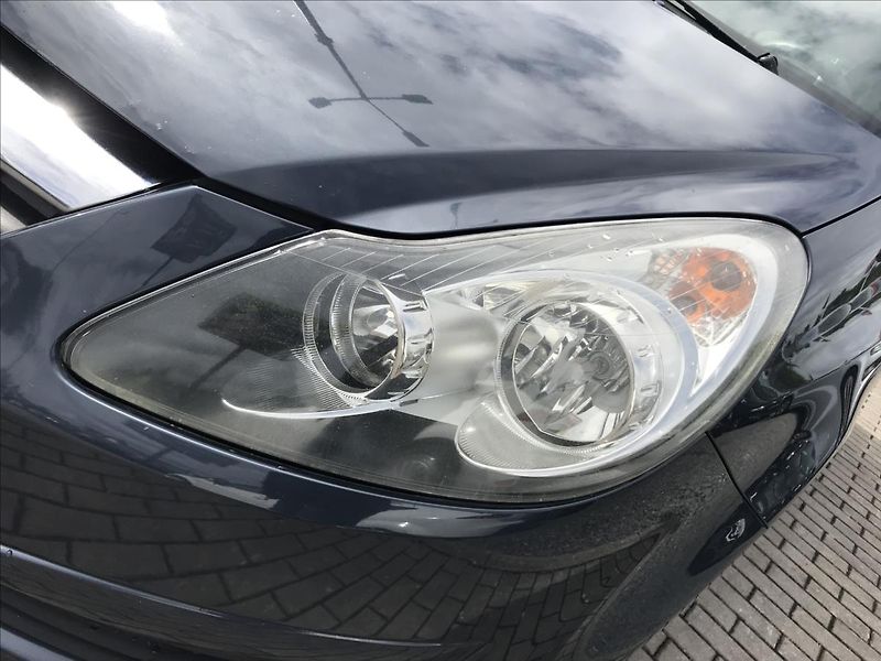 Opel Corsa 1,3 CDTi - fotka 15 z 15