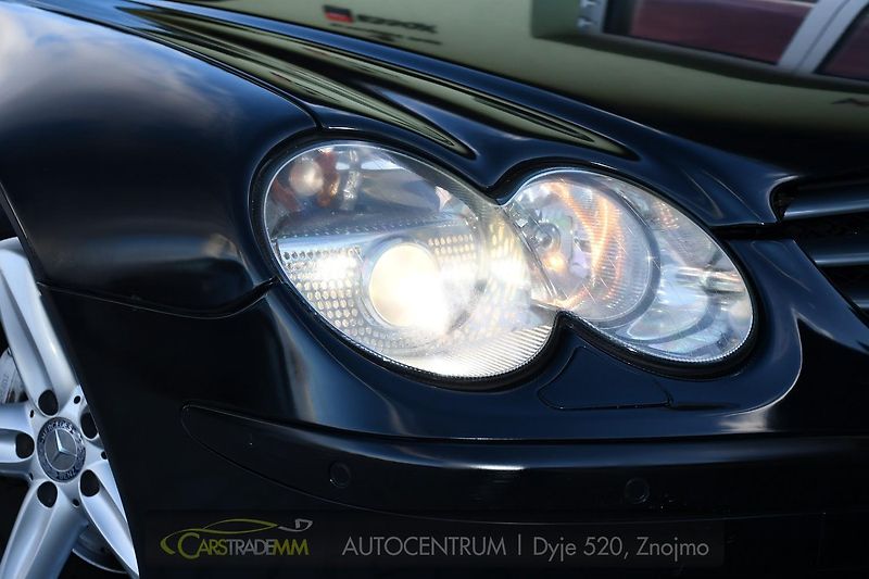 Mercedes-Benz SL 500 - fotka 37 z 38