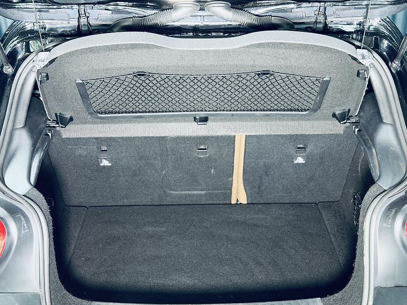 Mercedes-Benz Třídy A (2016) 180D*KAMERA*KEYLESS - fotka 38 z 39
