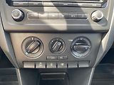 Škoda Rapid (2015) 1.2TSi, KLIMA, NAJ.108TIS.KM!! - náhled 20