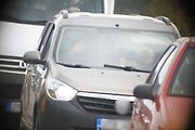 Dopravní policisté a neukáznění řidiči v akci.