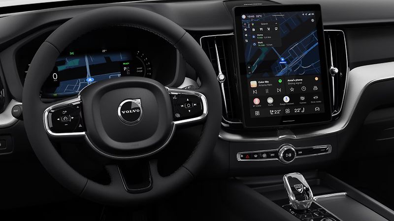 Volvo XC60 (2026) B5 AWD BLACK EDITION PLUS AUT - fotka 2 z 15