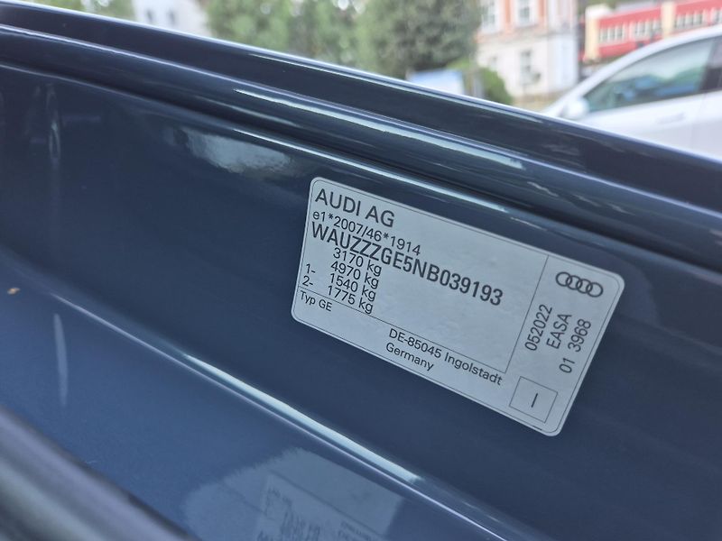 Audi e-tron SPORTBACK 300kw SOH 97,2% - fotka 43 z 45