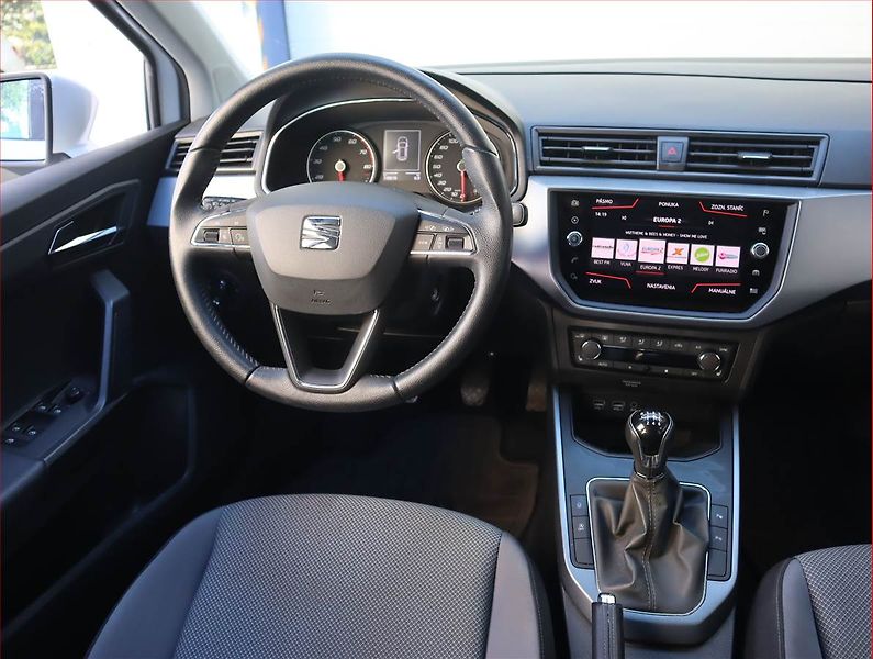 Seat Arona (2019) 1.0 TSI, Serv.kniha, Navi - fotka 7 z 19