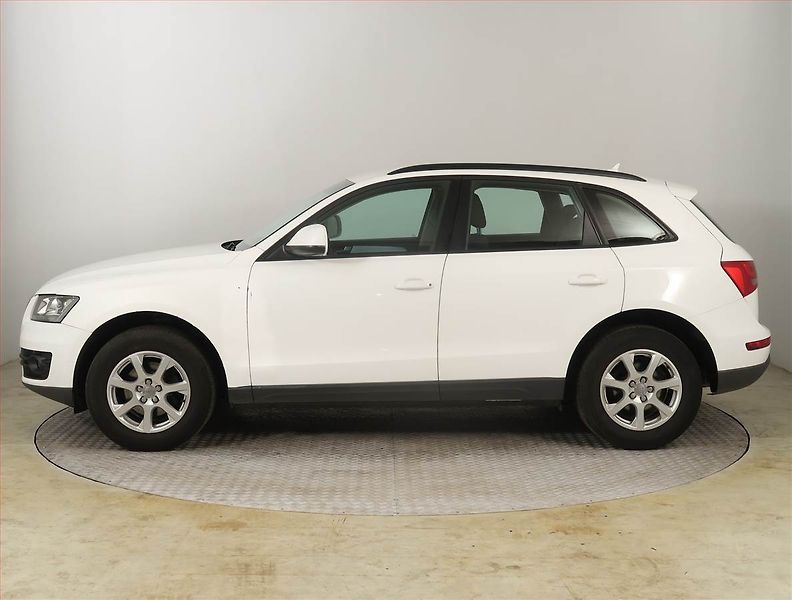 Audi Q5 (2012) 2.0 TDI, 4X4, Automat - fotka 3 z 19