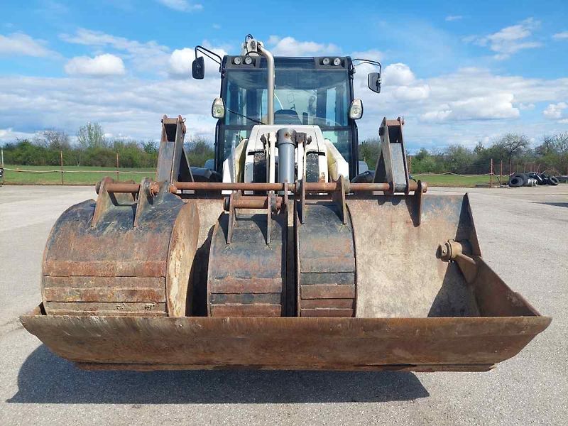 Terex TLB 990 PM - fotka 5 z 40