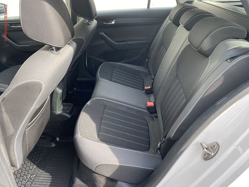 Škoda Fabia (2021) 1.0 TSi, ČR, Style, LED, - fotka 10 z 18