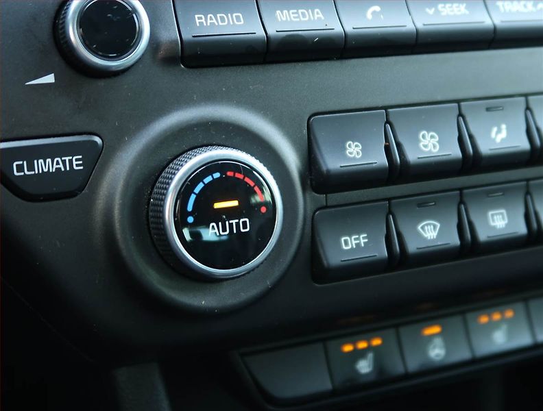 Kia Sportage (2018) 1.6 T-GDI, 4X4, Automat, ČR - fotka 19 z 22
