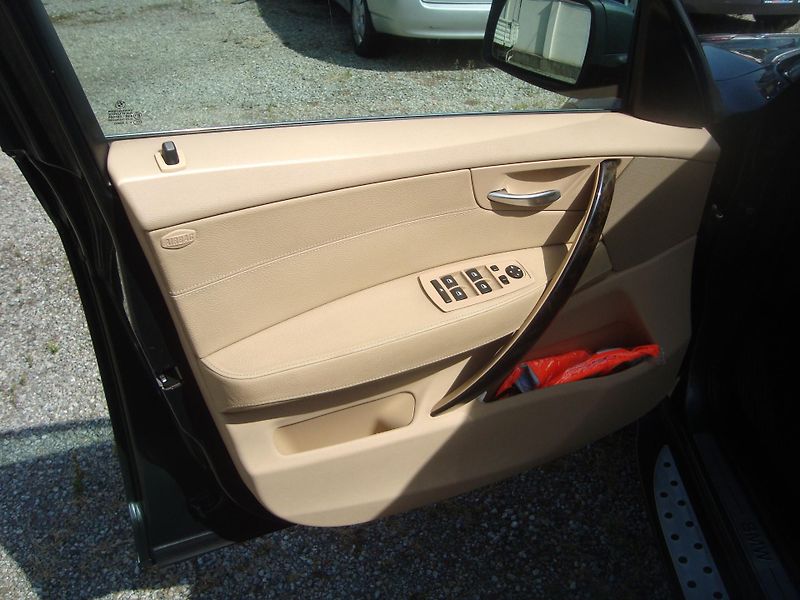 BMW X3 (2007) 3,0 SD Drive - fotka 9 z 19