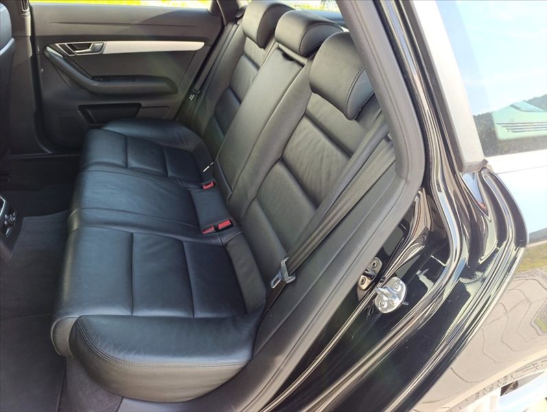 Audi A6 Avant 3,0 TDi aut.,Quattro Kůž - fotka 23 z 34