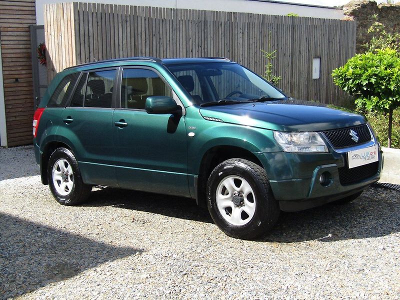 Suzuki Grand Vitara (2006) 1.9 DDiS 95kW  BEZ KOROZE - fotka 7 z 40