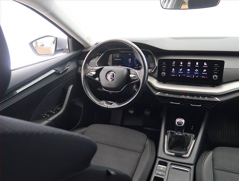 Škoda Octavia (2022) Ambition 2.0 TDI, ČR,1.maj - fotka 7 z 24
