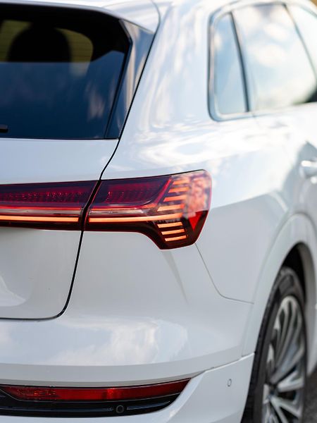 Audi e-tron (2020) /300kW - fotka 18 z 51