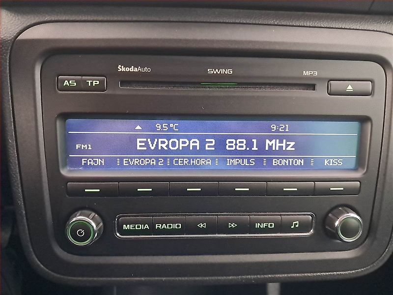 Škoda Fabia (2012) 1.2 TSI, Tempomat - fotka 12 z 15