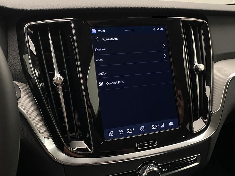 Volvo V60 CC B4 AWD BRIGHT PLUS AUT  - fotka 58 z 59