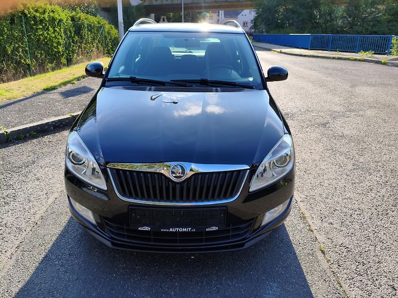 Škoda Fabia (2014) 1,2 TSI Style Fresh Combi - fotka 9 z 30