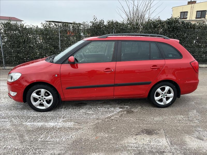 Škoda Fabia 1,2 TSi KLIMA 2x KOLA STK 1/28 - fotka 4 z 32